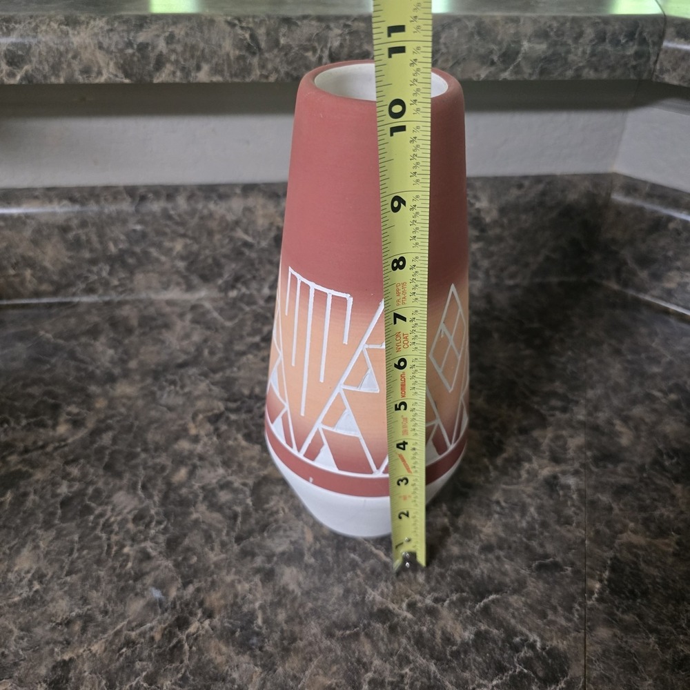 Signed Studio Pottery Vase Southwestern Geometric Carved Design Red Orange White - Picture 4 of 4